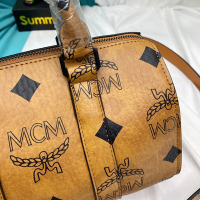 M Boston classic bag